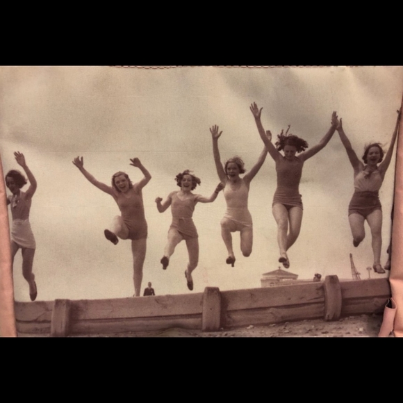 EUC The Body Shop pink with Vintage photo bag - Picture 4 of 6